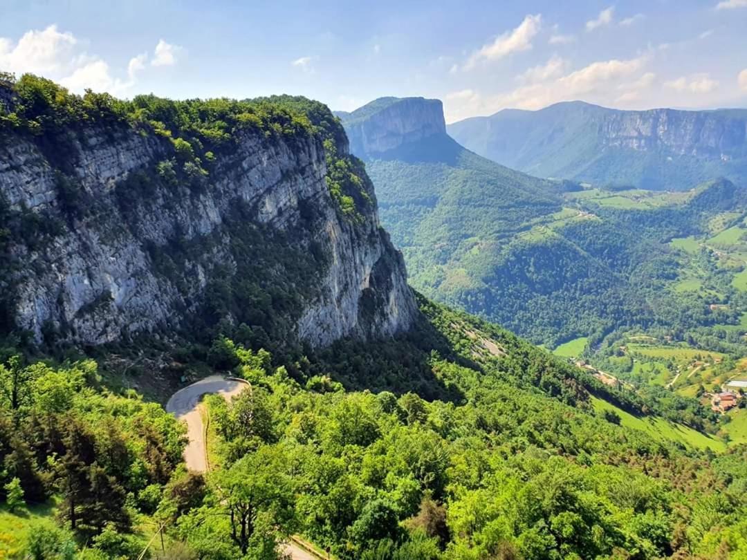 L'Echevine En Vercors Echevis Exteriör bild