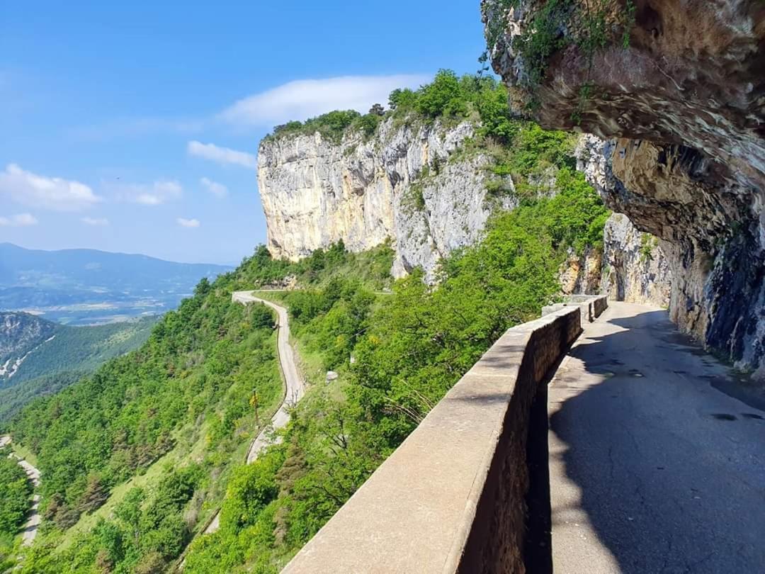 L'Echevine En Vercors Echevis Exteriör bild